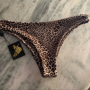 Skatie Dylan Bottoms in Manhattan